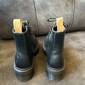 Dr martens 2679 hot sale